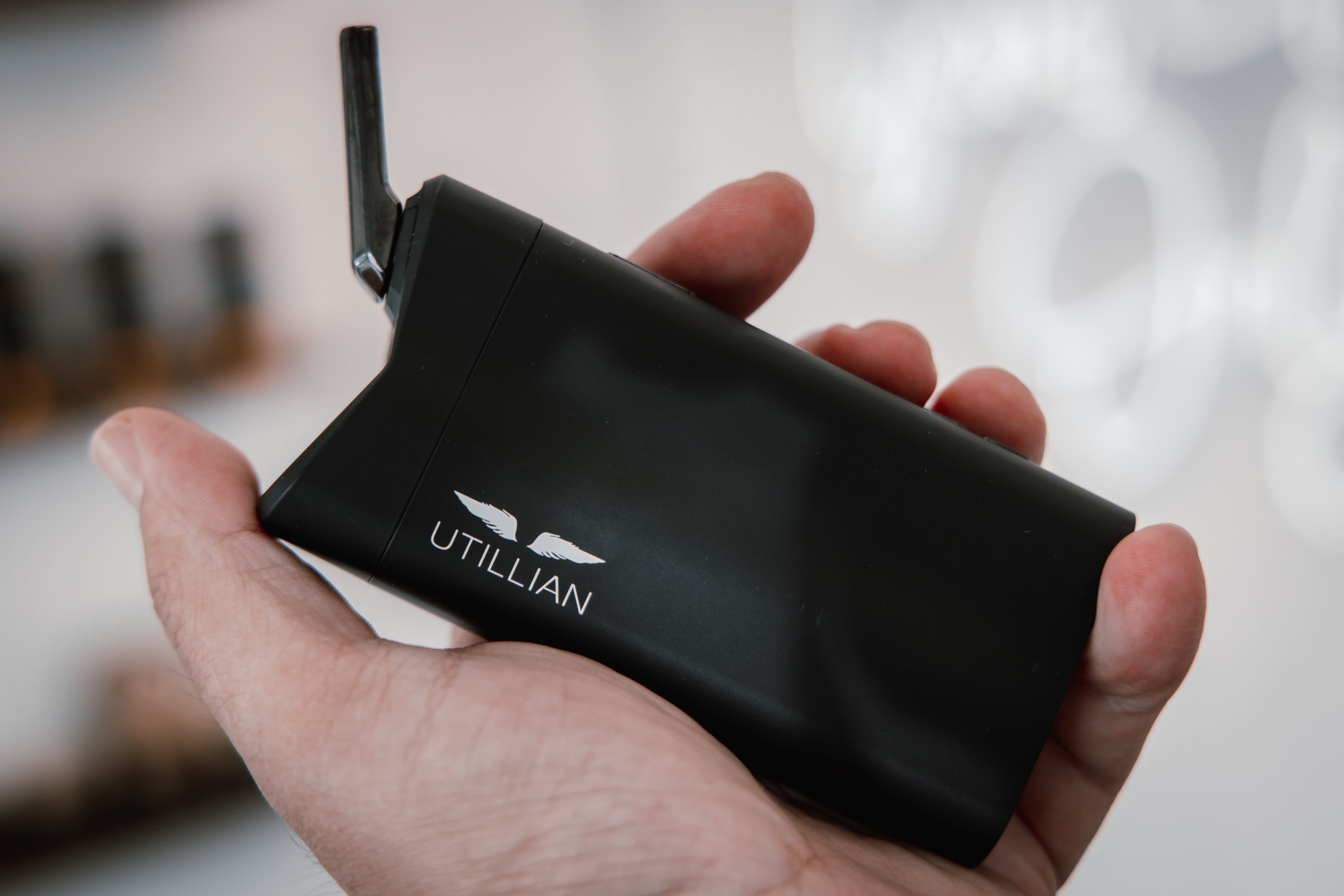 Utillian 850 dry herb vape review for uk medical cannabis