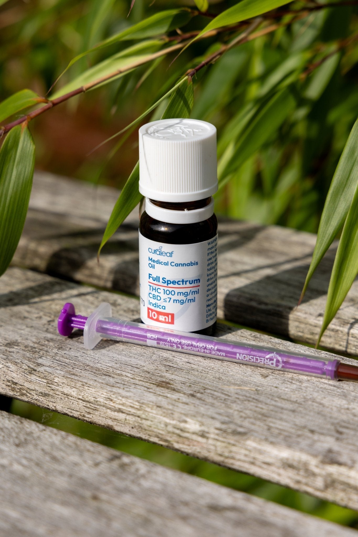 Curaleaf Full Spectrum 100mg THC Oil review uk medical cannabis