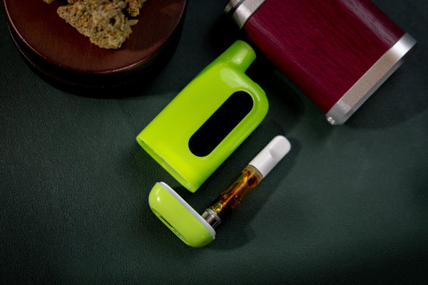 THC and CBD Vapes in the UK - The Different Options Explained