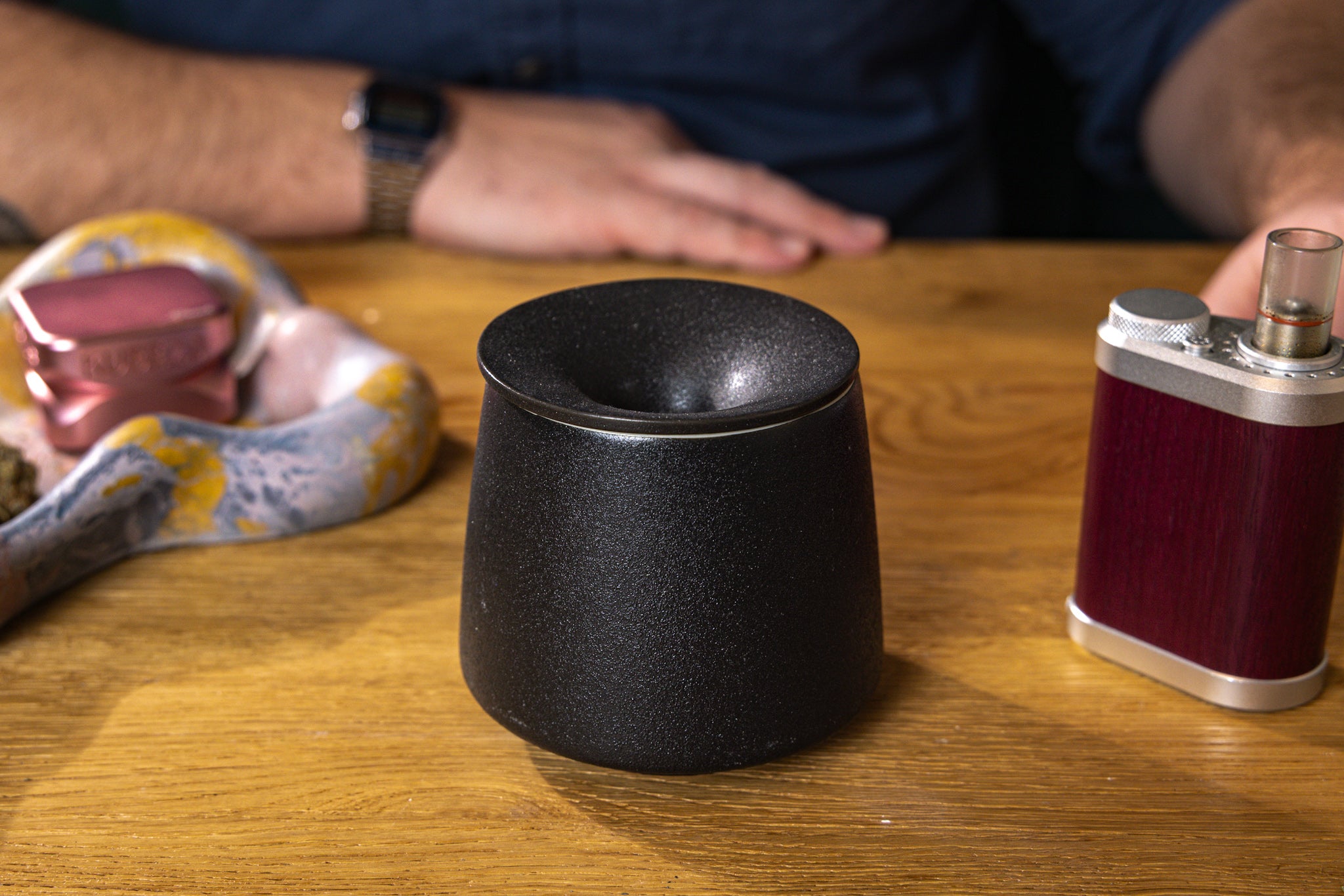 Black ceramic dry herb vape ashtray with discreet lid