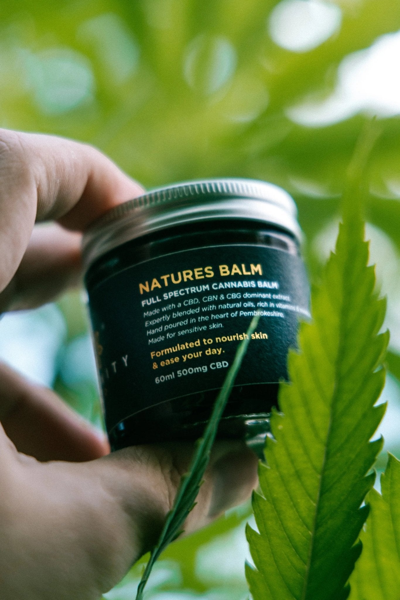 Best CBD Balm UK coconut oil Skincare 