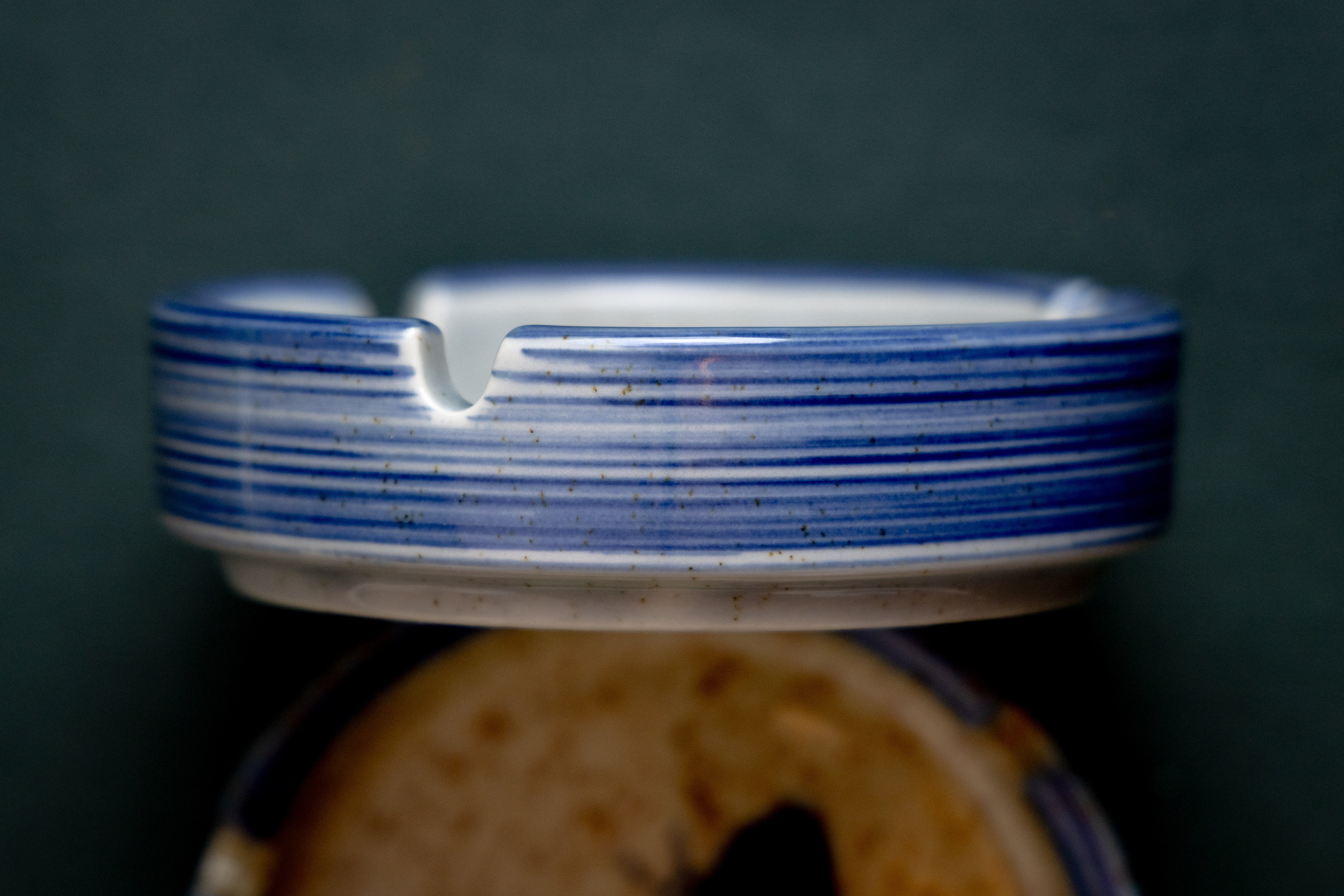 Ceramic AVB Ashtray For Medical Cannabis